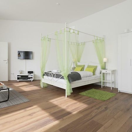 Studio Apartment Niemetzstr 51 Berlin Eksteriør bilde