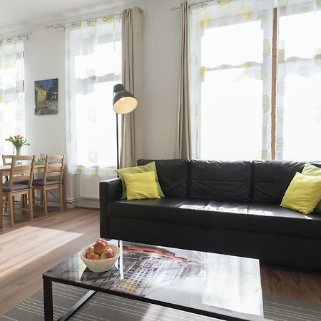 Studio Apartment Niemetzstr 51 Berlin Eksteriør bilde